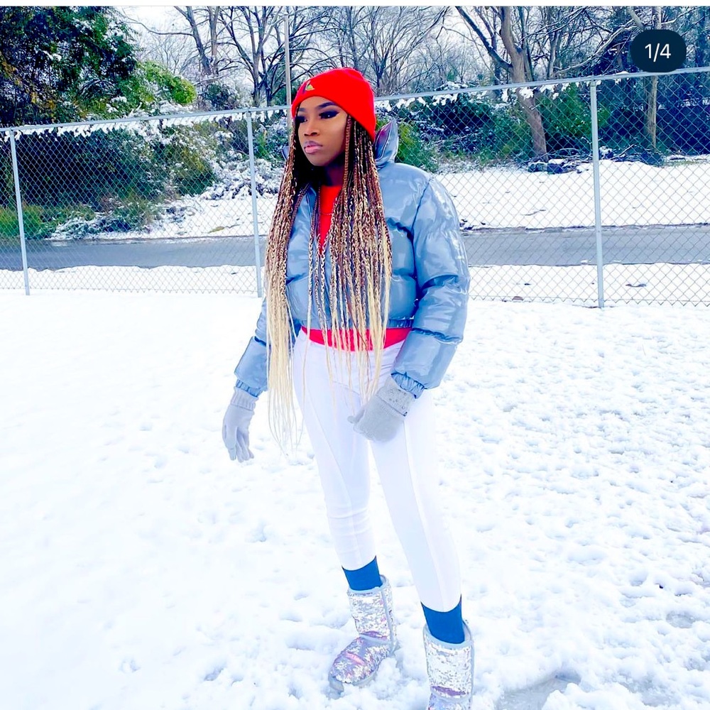 Grey puffer coat!